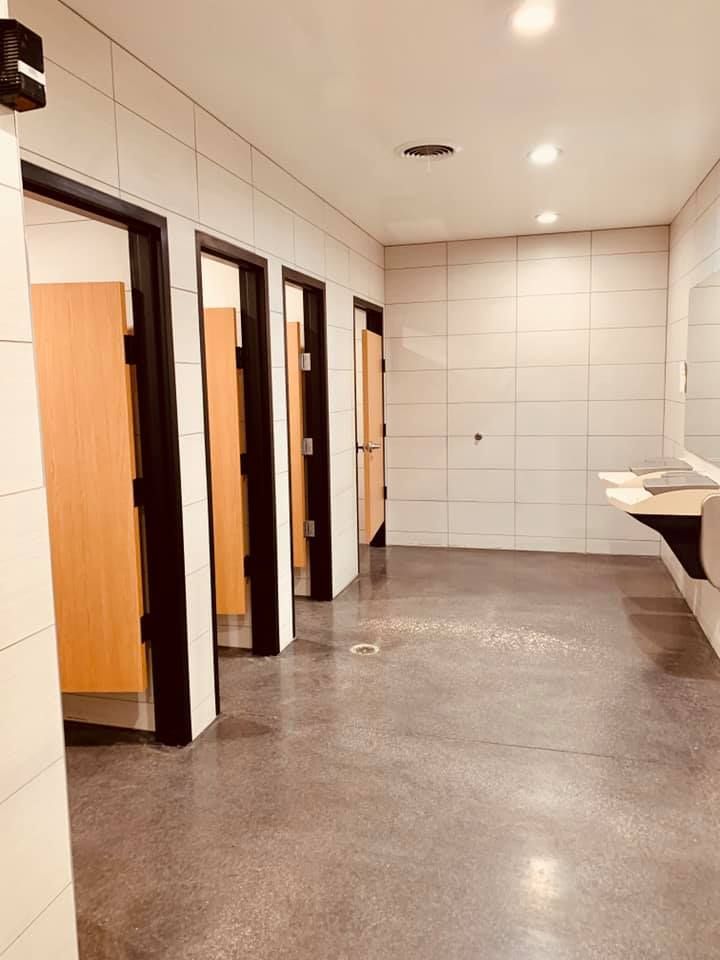 Bridger, Restrooms