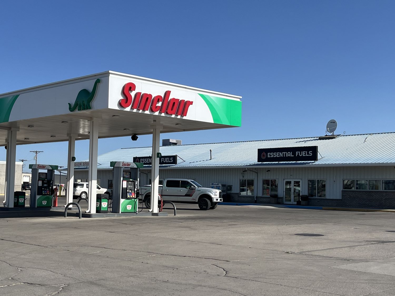Torrington, Fuel Canopy